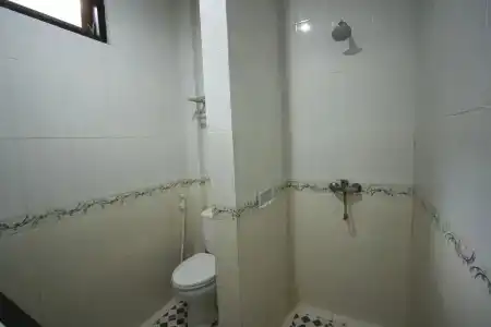 Suka Beach Inn - 9