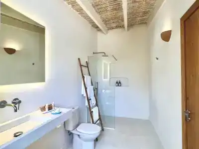 The Sea Club - 201