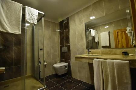Sandal Otel - 84