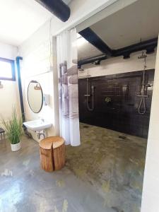 Goiglo & Hostel - 31