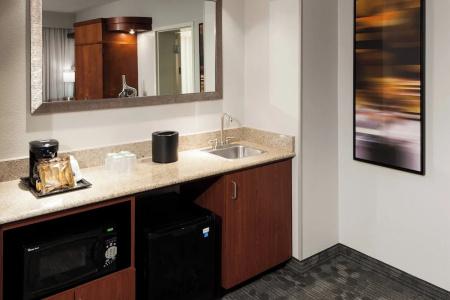 Courtyard by Marriott Miami at Dolphin Mall - 40