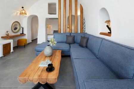 Allure Breeze Suites - 1