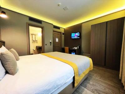 Seraglio & Suites - 51