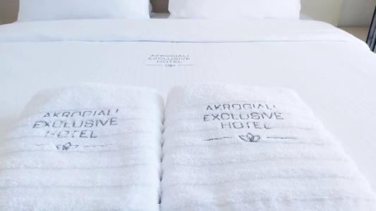 Akrogiali Exclusive (Adults Only) - 35