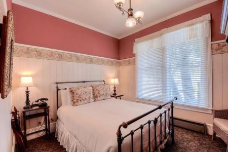 Centrella, a Kirkwood Collection - 17