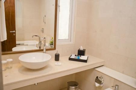 Ocean Edge Suites & Colombo - 38