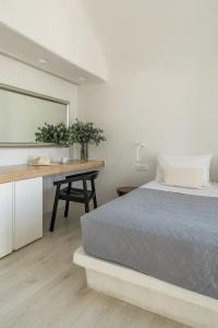 Porto Fira Suites - 148