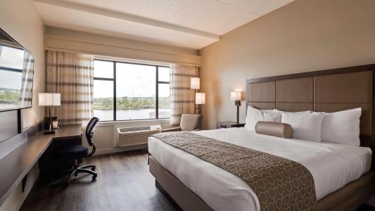 Best Western Plus Coastline Inn - 2