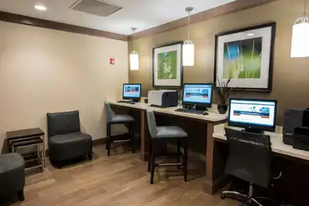 Home2 Suites by Hilton Albany Airport/Wolf Rd - 20