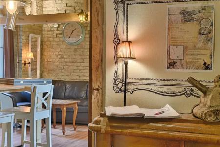 Lavender Circus Hostel, Doubles & Ensuites - 26