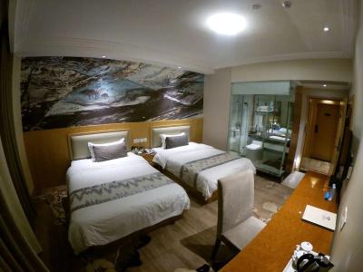 St. Moritz Business - 2