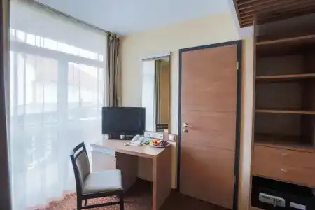 Ce Plaza - 40