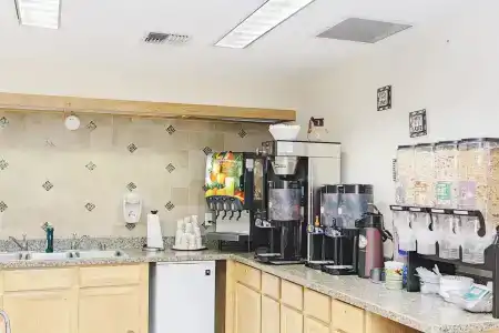 Inn - 16