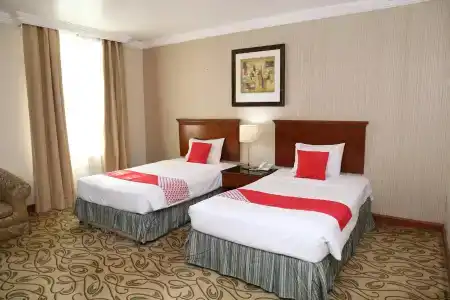 Oyo 328 City Plaza - 1