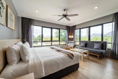 Grandsiri KhaoYai - 65