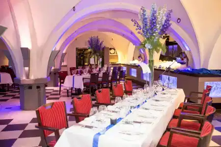 Golden Tulip Central - 26