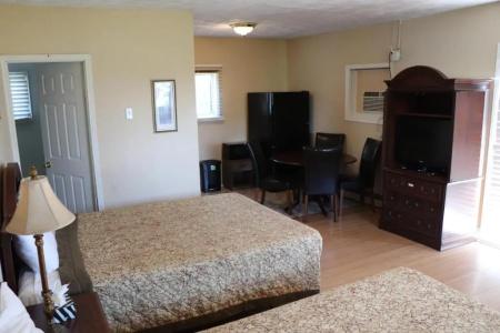 Falcon Inn - 82