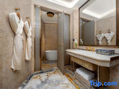 Wanda Reign Chengdu - 95