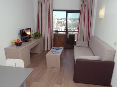 Almirall Apartaments - 76