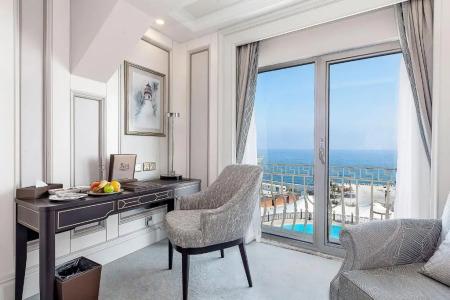 Les Ambassadeurs Ultra Luxury Beachfront Resort & Maldives Villas & Casino & Yacht Marina - 28