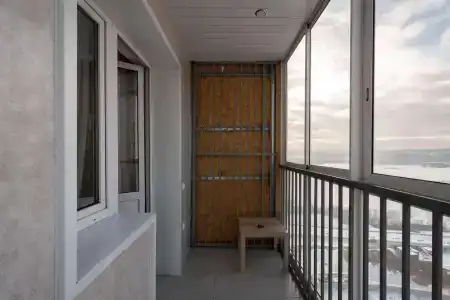 на Верхней Набережной - 5