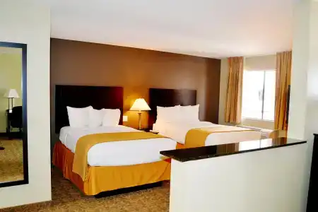 Quality Inn & Suites By the Parks - 27