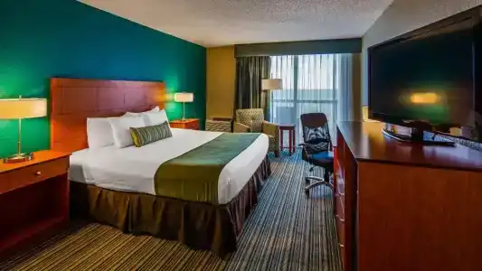 Best Western On The Bay Inn & Marina - 54