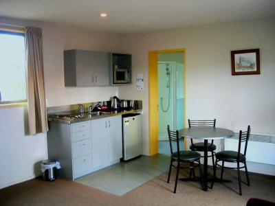 Bealey Avenue - 11