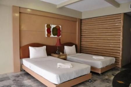 Rockgarden Beach Resort - 1