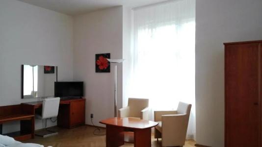 Jana / Pension Domov Mládeže - 58