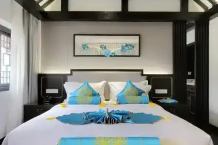 Mengjing Wangyue Boutique - 1