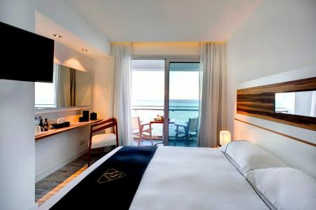 The Ciao Stelio Deluxe (Adults Only) - 77