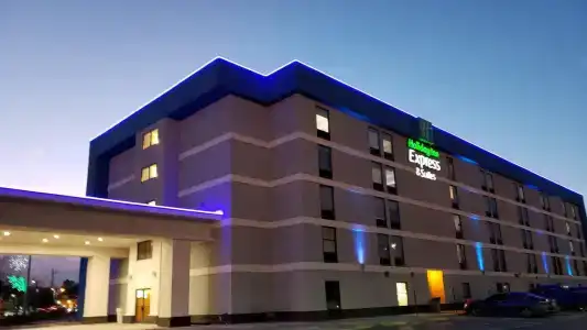 Holiday Inn Express & Suites, An Ihg - 60
