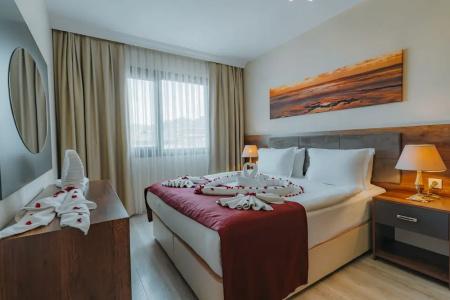 Empula & Residences - 132