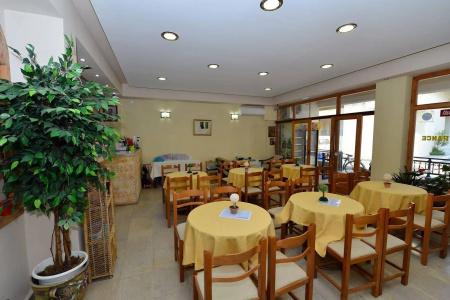 Bikakis Family - 15