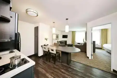 Sonesta Simply Suites Austin South - 65
