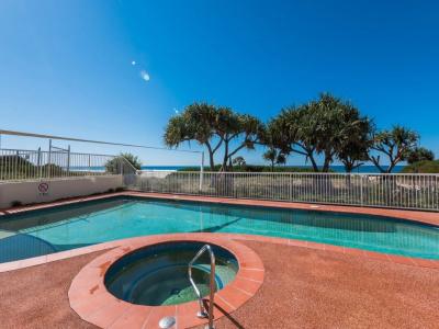 Regency on the Beach - 15
