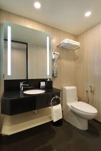 Holiday Inn Express City Centre - 10