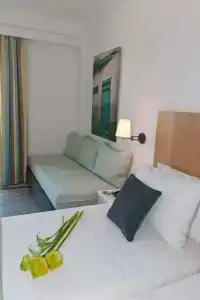 Samaina Inn - 98