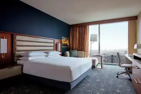 Marriott Marquis Houston - 4