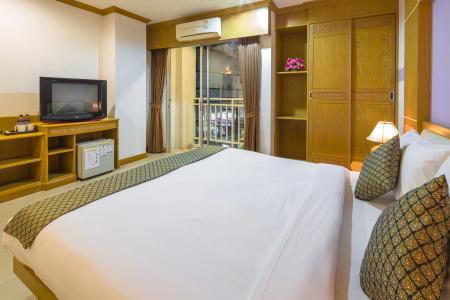 Azure Bangla Phuket - 6