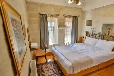 Kookaburra Pension - 42