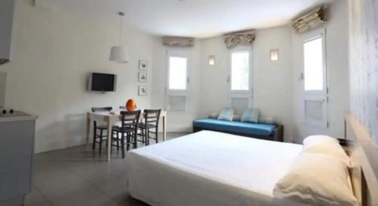 Le Rose Suite - 144