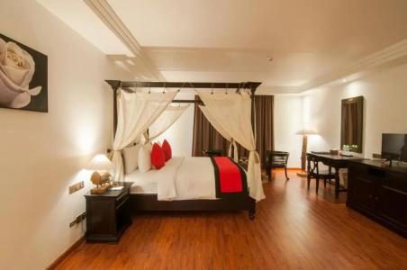 La Rose Suites - 73