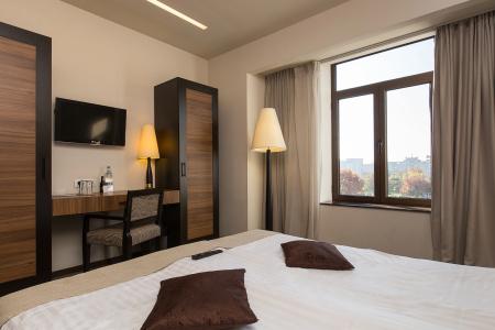 Europa Royale Bucharest - 7
