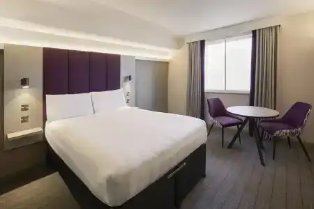 Premier Inn Hanger Lane - 45