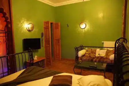 Riad - 2