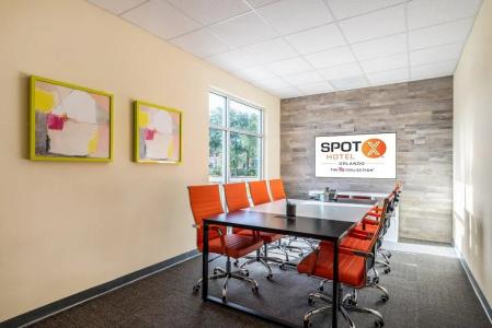 Spot x By Red Collection Orlando International Dr - 15