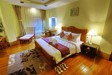 Shwe Ingyinn Mandalay - 33