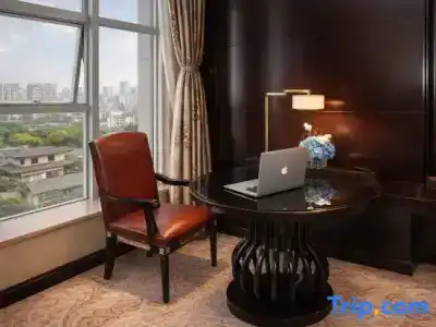 Sofis Jinyuan - 73